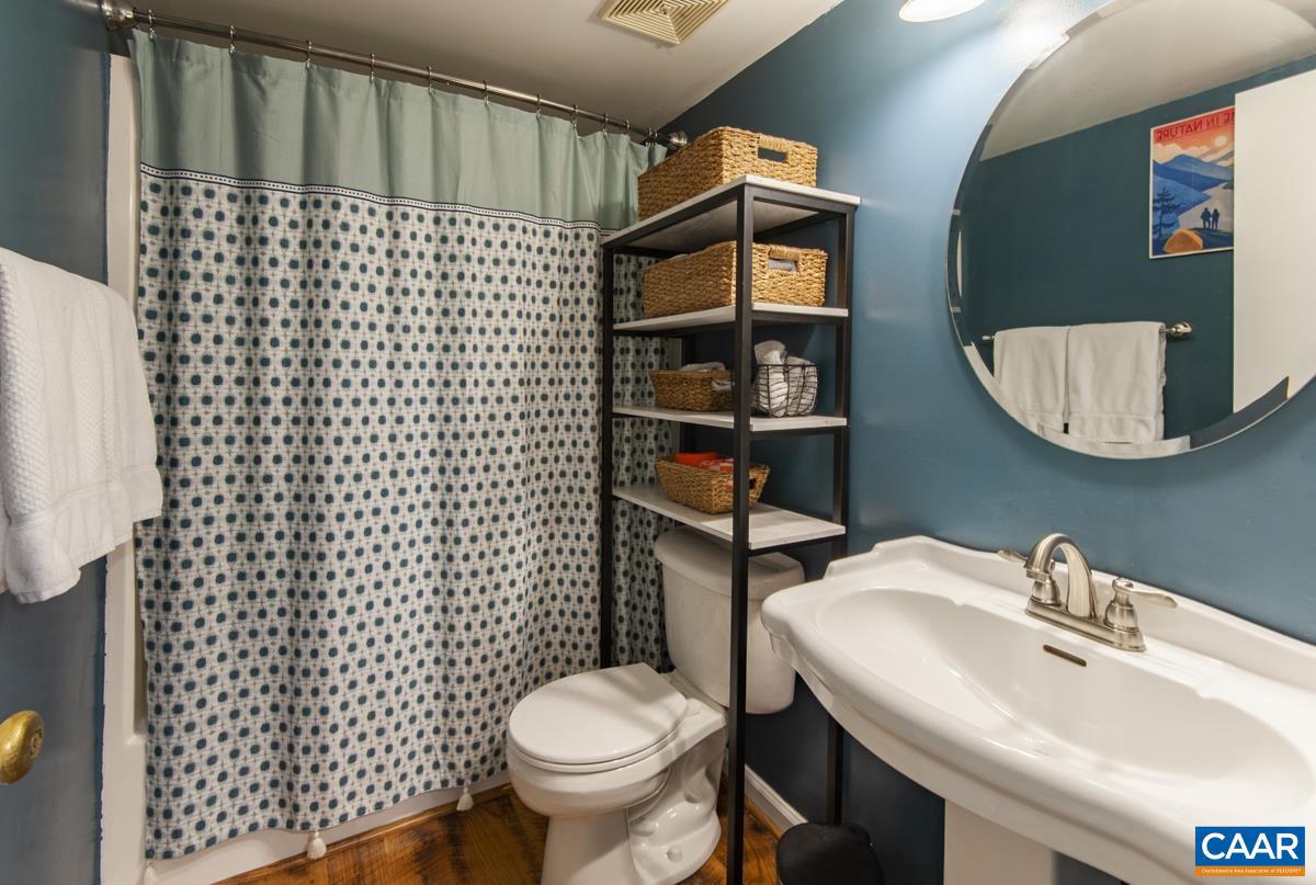 634 WHITE OAK CONDOS, WINTERGREEN RESORT, Virginia 22967, 2 Bedrooms Bedrooms, ,2 BathroomsBathrooms,Residential,For sale,634 WHITE OAK CONDOS,667252 MLS # 667252
