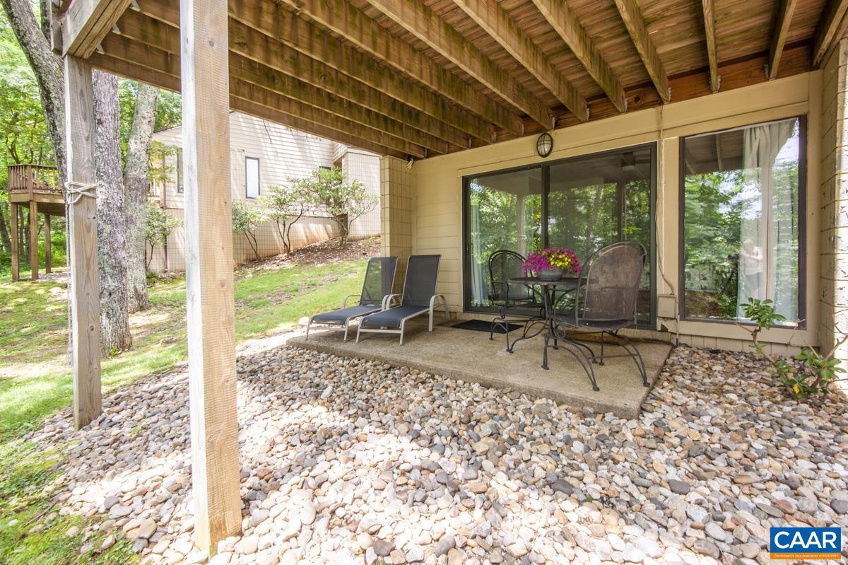 634 WHITE OAK CONDOS, WINTERGREEN RESORT, Virginia 22967, 2 Bedrooms Bedrooms, ,2 BathroomsBathrooms,Residential,For sale,634 WHITE OAK CONDOS,667252 MLS # 667252