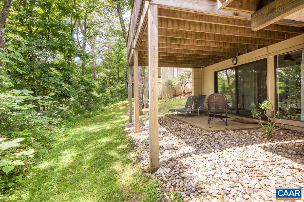 634 WHITE OAK CONDOS, WINTERGREEN RESORT, Virginia 22967, 2 Bedrooms Bedrooms, ,2 BathroomsBathrooms,Residential,For sale,634 WHITE OAK CONDOS,667252 MLS # 667252
