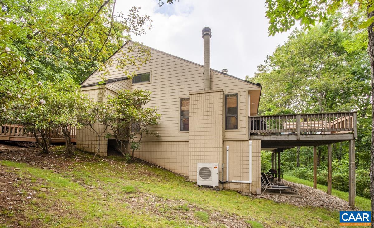 634 WHITE OAK CONDOS, WINTERGREEN RESORT, Virginia 22967, 2 Bedrooms Bedrooms, ,2 BathroomsBathrooms,Residential,For sale,634 WHITE OAK CONDOS,667252 MLS # 667252