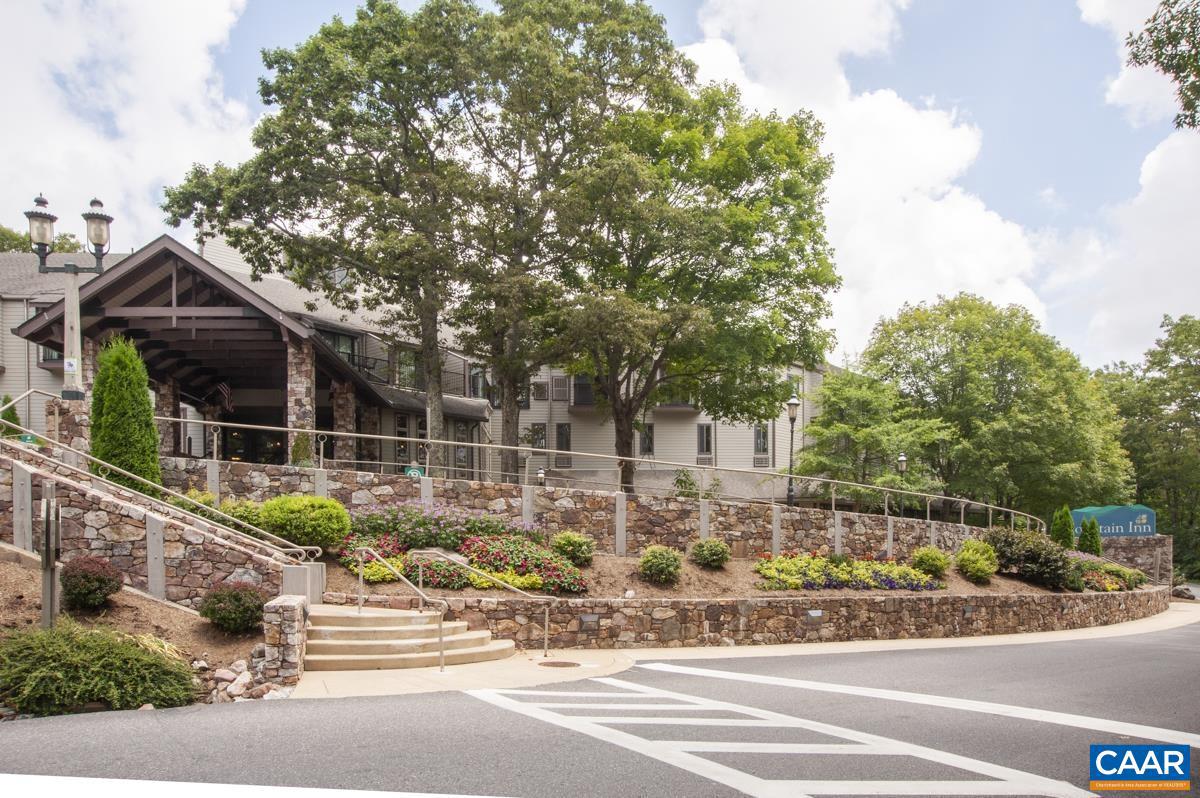 634 WHITE OAK CONDOS, WINTERGREEN RESORT, Virginia 22967, 2 Bedrooms Bedrooms, ,2 BathroomsBathrooms,Residential,For sale,634 WHITE OAK CONDOS,667252 MLS # 667252