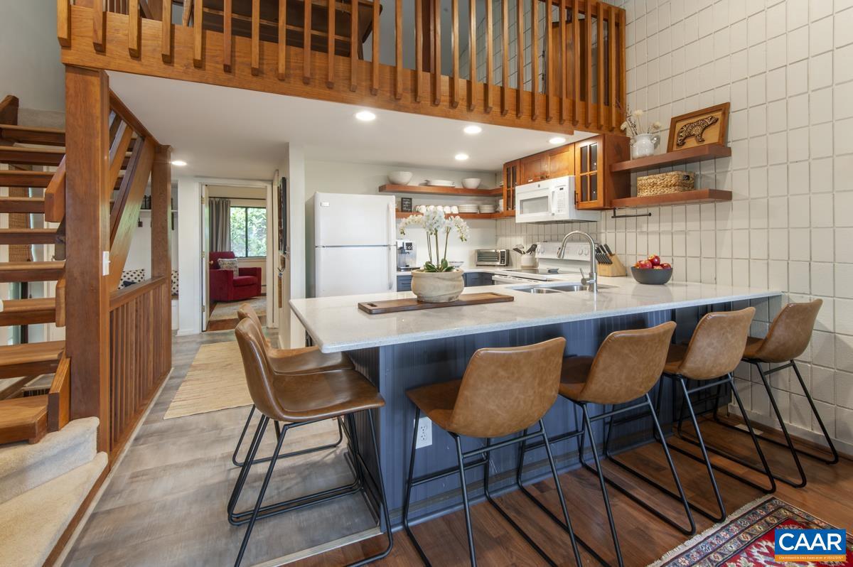 634 WHITE OAK CONDOS, WINTERGREEN RESORT, Virginia 22967, 2 Bedrooms Bedrooms, ,2 BathroomsBathrooms,Residential,For sale,634 WHITE OAK CONDOS,667252 MLS # 667252