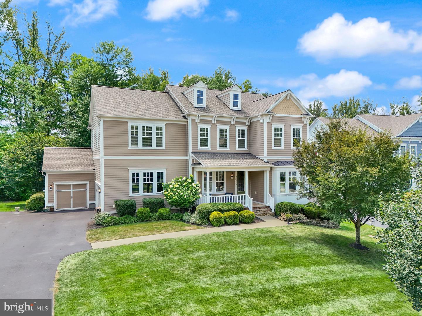 24843 QUIMBY OAKS PL, ALDIE, Virginia 20105, 6 Bedrooms Bedrooms, ,5 BathroomsBathrooms,Residential,For sale,24843 QUIMBY OAKS PL,VALO2103386 MLS # VALO2103386