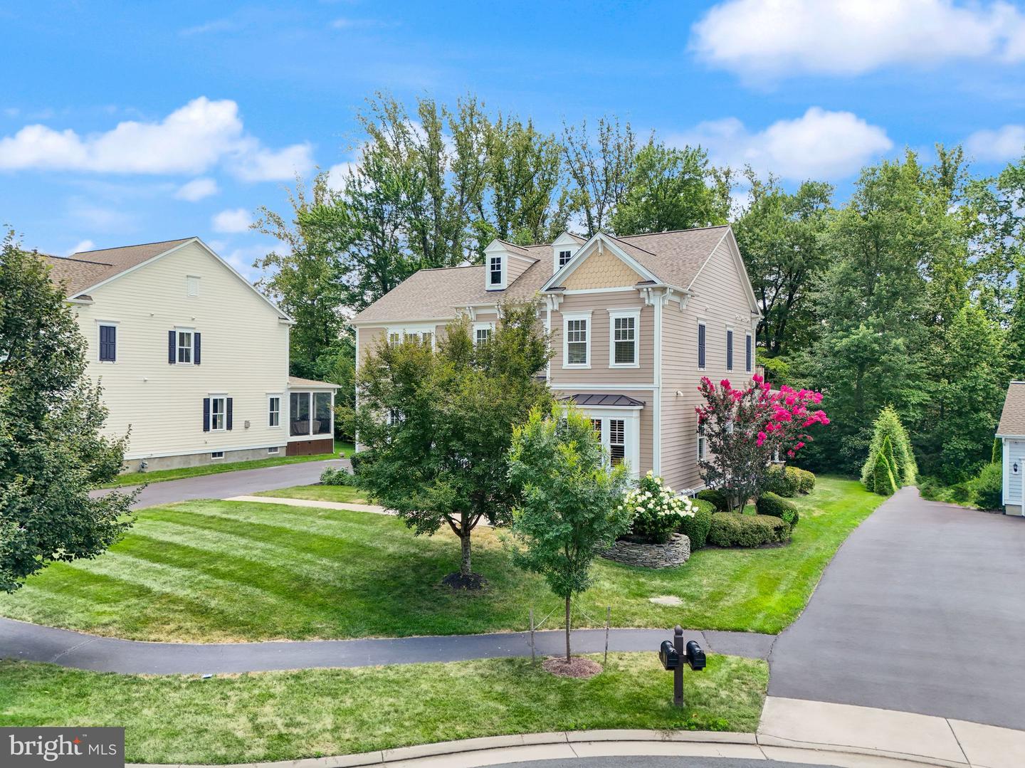 24843 QUIMBY OAKS PL, ALDIE, Virginia 20105, 6 Bedrooms Bedrooms, ,5 BathroomsBathrooms,Residential,For sale,24843 QUIMBY OAKS PL,VALO2103386 MLS # VALO2103386