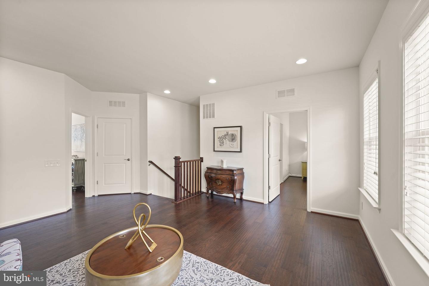 24843 QUIMBY OAKS PL, ALDIE, Virginia 20105, 6 Bedrooms Bedrooms, ,5 BathroomsBathrooms,Residential,For sale,24843 QUIMBY OAKS PL,VALO2103386 MLS # VALO2103386