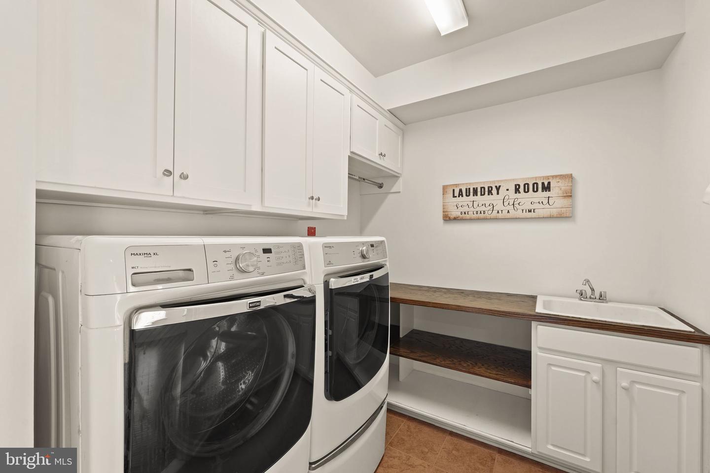 24843 QUIMBY OAKS PL, ALDIE, Virginia 20105, 6 Bedrooms Bedrooms, ,5 BathroomsBathrooms,Residential,For sale,24843 QUIMBY OAKS PL,VALO2103386 MLS # VALO2103386
