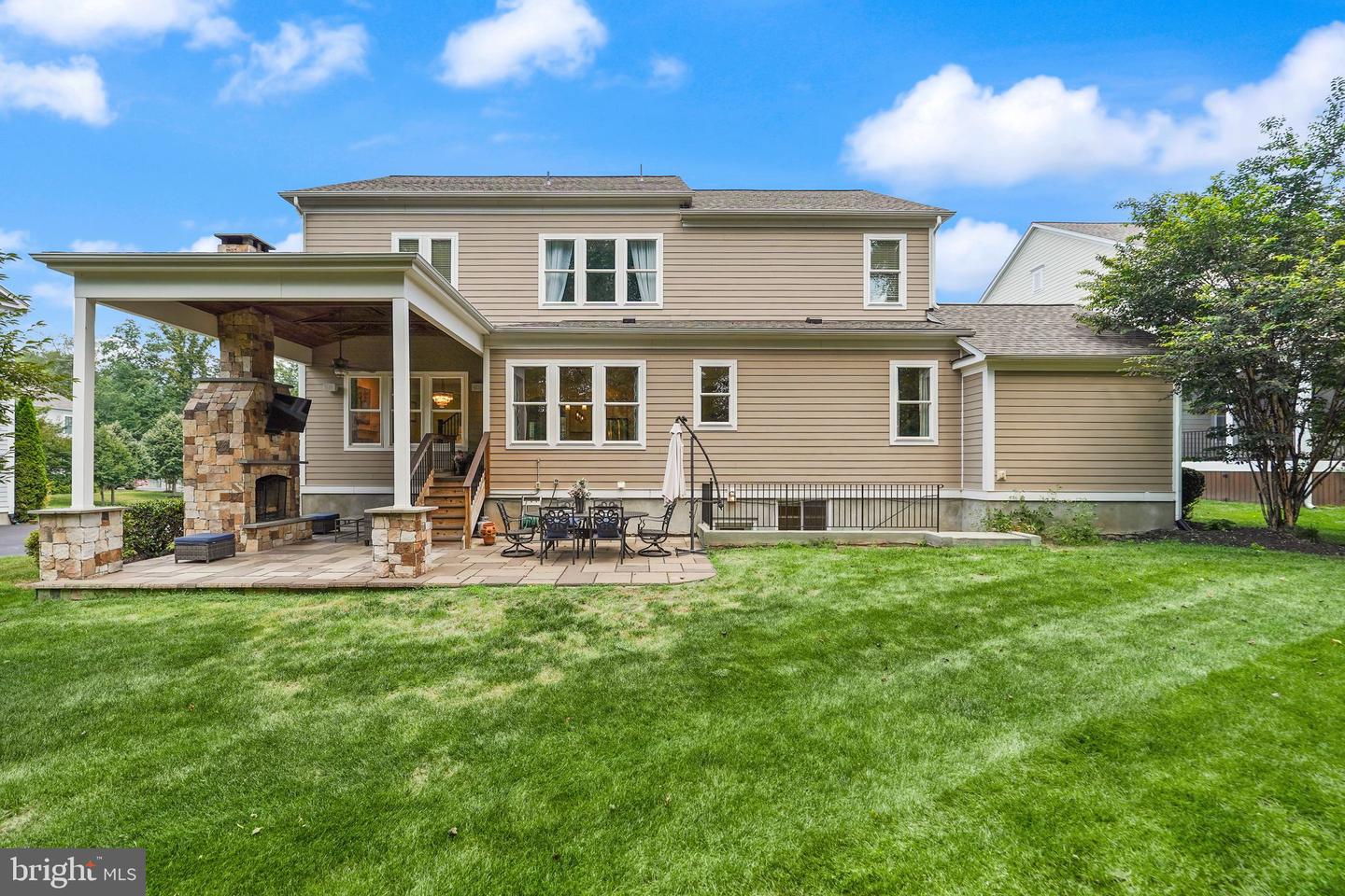 24843 QUIMBY OAKS PL, ALDIE, Virginia 20105, 6 Bedrooms Bedrooms, ,5 BathroomsBathrooms,Residential,For sale,24843 QUIMBY OAKS PL,VALO2103386 MLS # VALO2103386