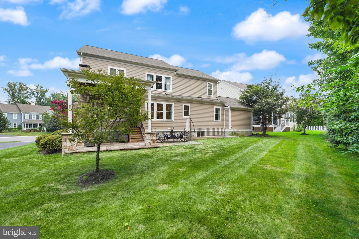 24843 QUIMBY OAKS PL, ALDIE, Virginia 20105, 6 Bedrooms Bedrooms, ,5 BathroomsBathrooms,Residential,For sale,24843 QUIMBY OAKS PL,VALO2103386 MLS # VALO2103386