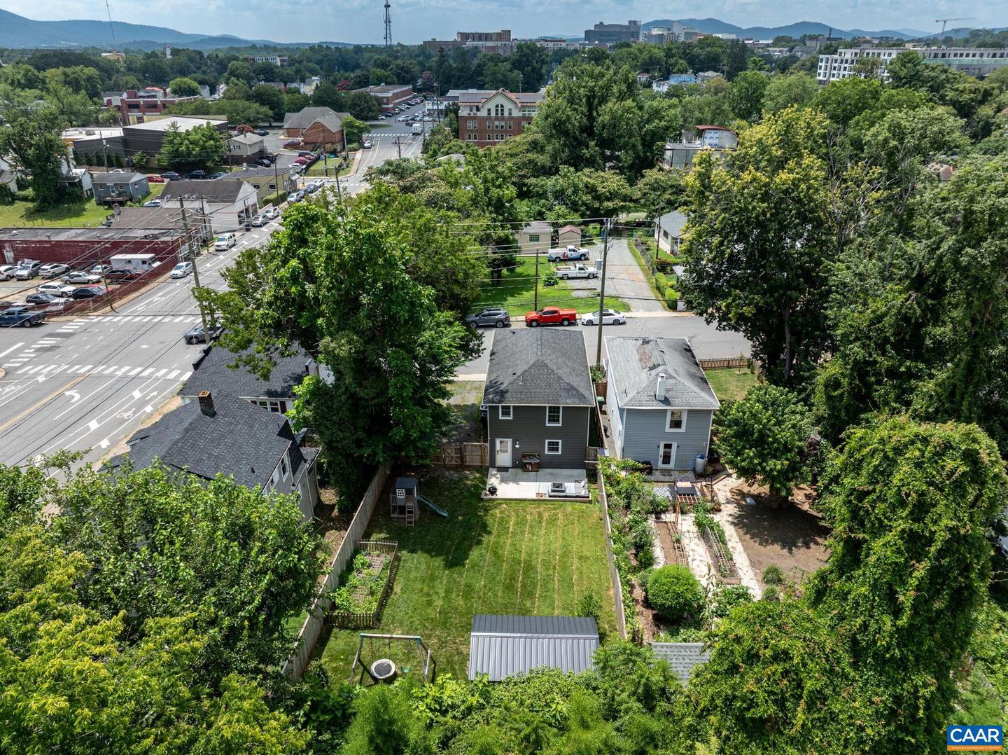 903 CHARLTON AVE, CHARLOTTESVILLE, Virginia 22903, 3 Bedrooms Bedrooms, ,2 BathroomsBathrooms,Residential,For sale,903 CHARLTON AVE,667255 MLS # 667255