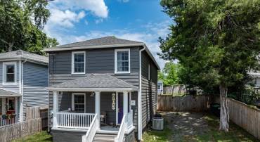 903 CHARLTON AVE, CHARLOTTESVILLE, Virginia 22903, 3 Bedrooms Bedrooms, ,2 BathroomsBathrooms,Residential,For sale,903 CHARLTON AVE,667255 MLS # 667255