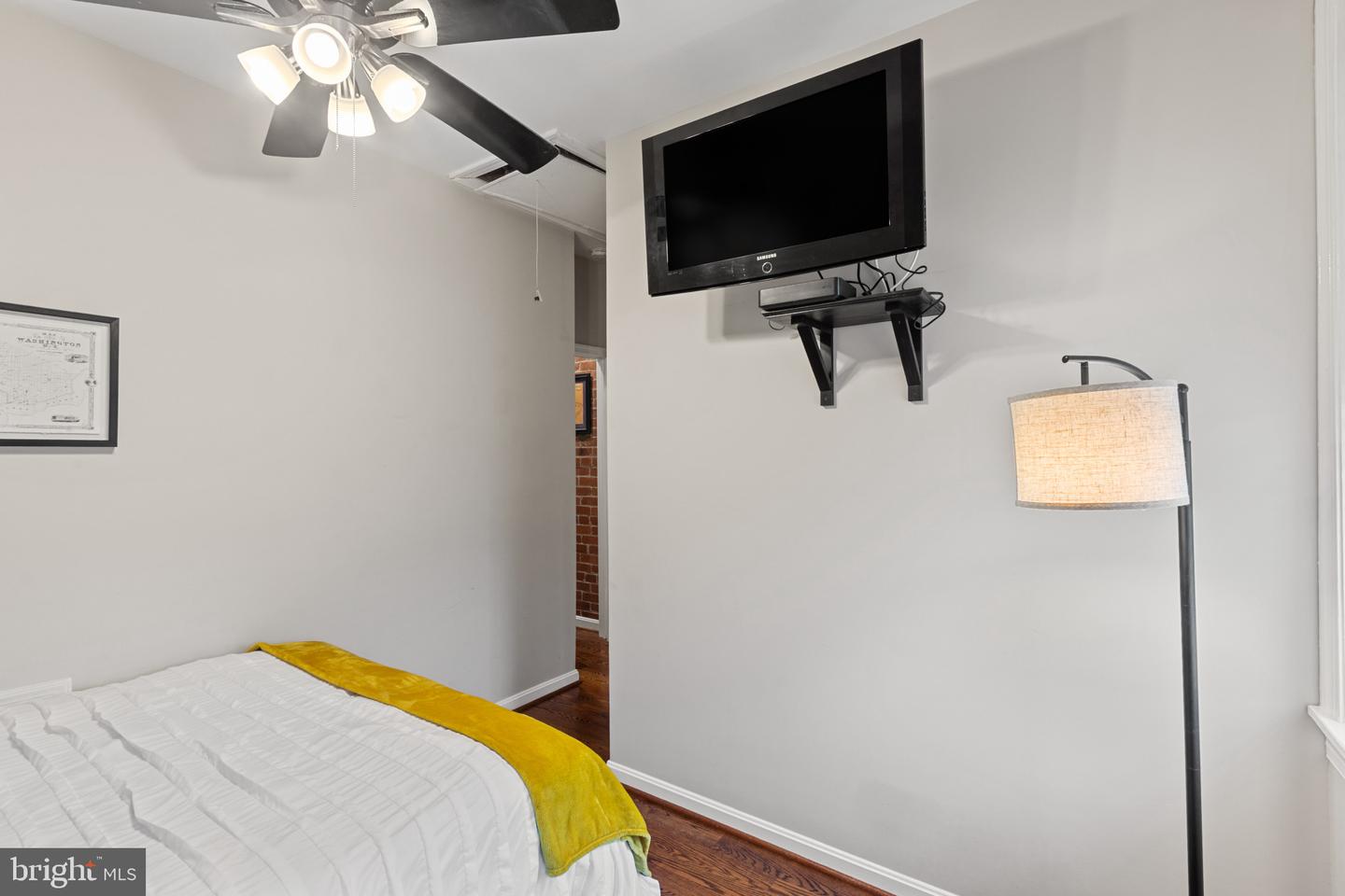 633 ELLIOTT ST NE, WASHINGTON, District Of Columbia 20002, 5 Bedrooms Bedrooms, ,3 BathroomsBathrooms,Residential,For sale,633 ELLIOTT ST NE,DCDC2212690 MLS # DCDC2212690