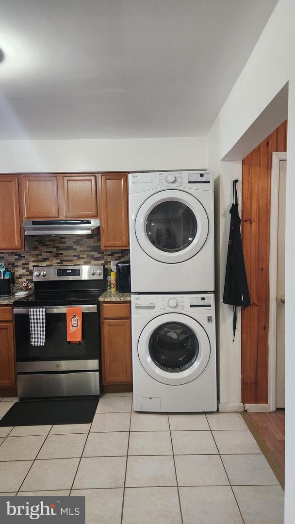 1048-A MARGATE CT, STERLING, Virginia 20164, 2 Bedrooms Bedrooms, ,1 BathroomBathrooms,Residential,For sale,1048-A MARGATE CT,VALO2103402 MLS # VALO2103402