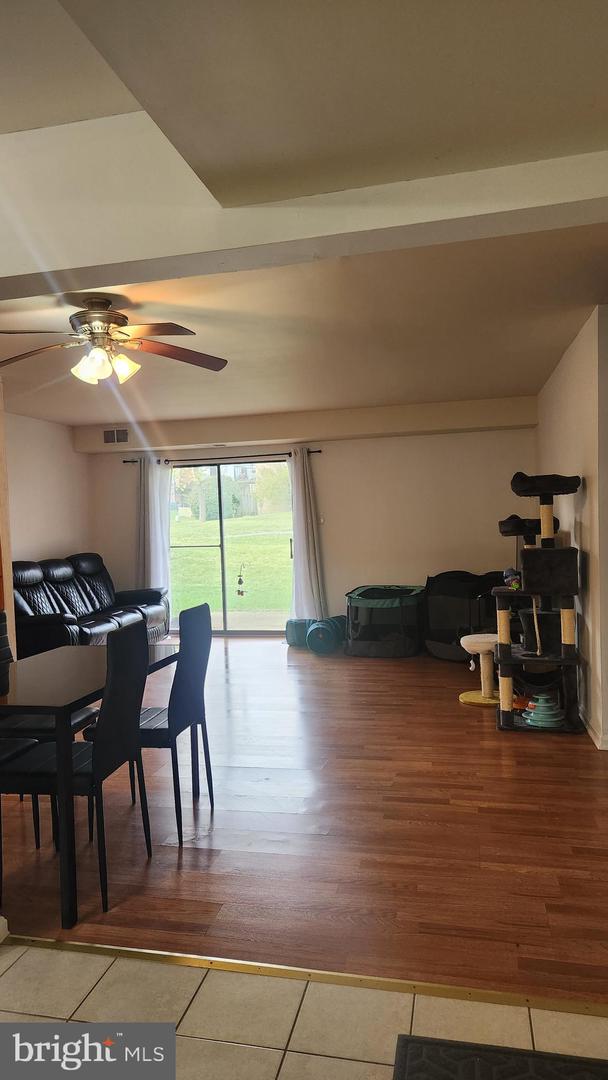 1048-A MARGATE CT, STERLING, Virginia 20164, 2 Bedrooms Bedrooms, ,1 BathroomBathrooms,Residential,For sale,1048-A MARGATE CT,VALO2103402 MLS # VALO2103402