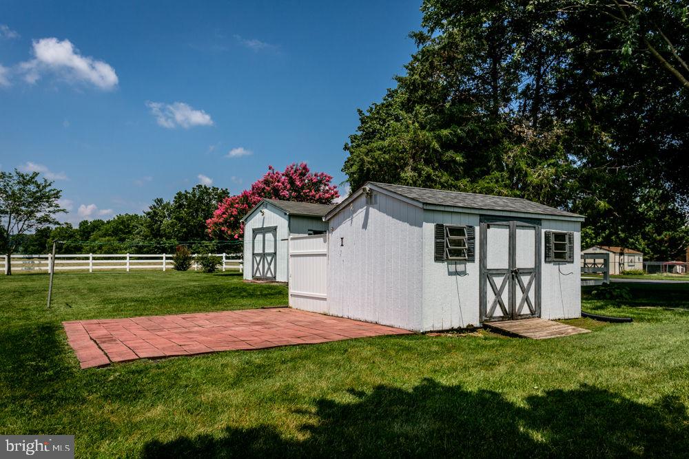 382 S SUNSET DR, BROADWAY, Virginia 22815, 3 Bedrooms Bedrooms, ,2 BathroomsBathrooms,Residential,For sale,382 S SUNSET DR,VARO2002468 MLS # VARO2002468
