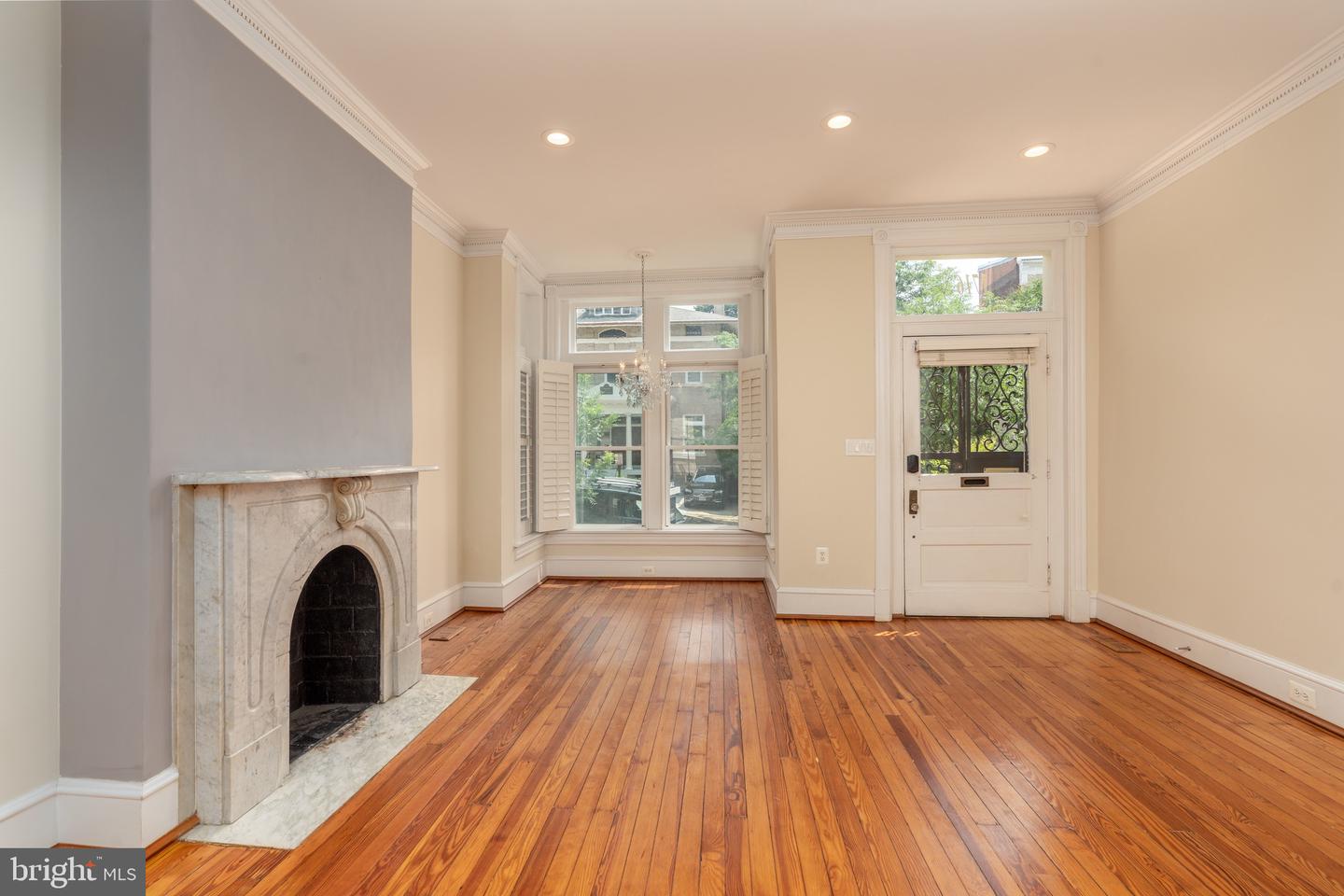1716 22ND ST NW, WASHINGTON, District Of Columbia 20008, 5 Bedrooms Bedrooms, ,4 BathroomsBathrooms,Residential,For sale,1716 22ND ST NW,DCDC2212710 MLS # DCDC2212710