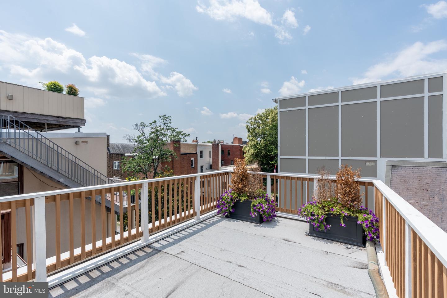 1716 22ND ST NW, WASHINGTON, District Of Columbia 20008, 5 Bedrooms Bedrooms, ,4 BathroomsBathrooms,Residential,For sale,1716 22ND ST NW,DCDC2212710 MLS # DCDC2212710