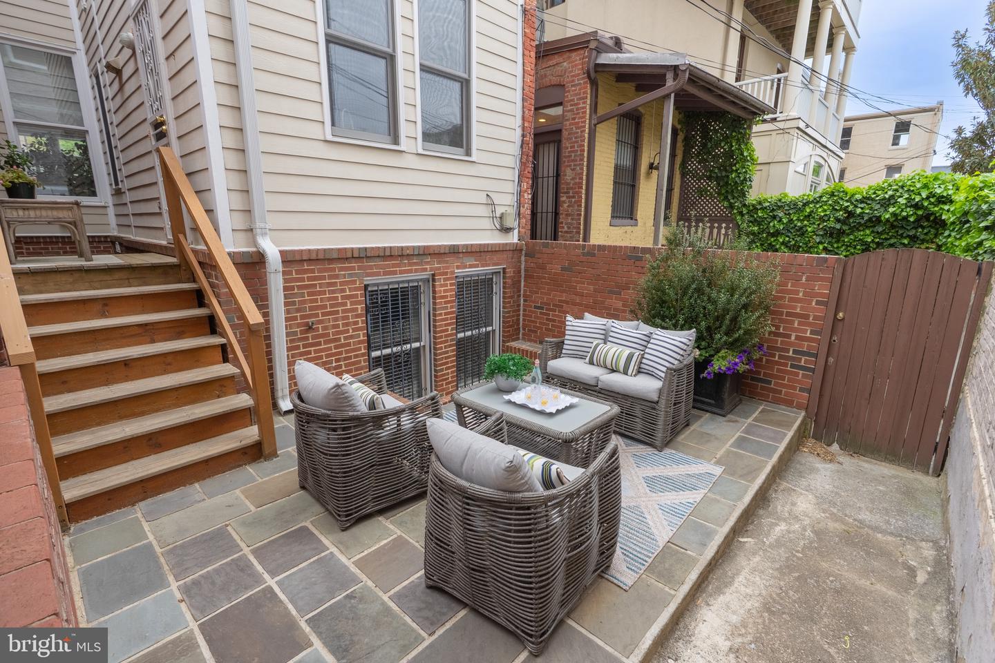 1716 22ND ST NW, WASHINGTON, District Of Columbia 20008, 5 Bedrooms Bedrooms, ,4 BathroomsBathrooms,Residential,For sale,1716 22ND ST NW,DCDC2212710 MLS # DCDC2212710