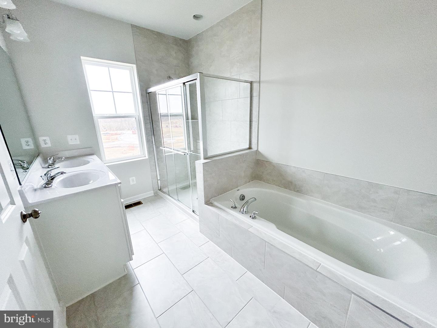 2108 NORLAND KNOLL DR, STEPHENSON, Virginia 22656, 4 Bedrooms Bedrooms, ,3 BathroomsBathrooms,Residential,For sale,2108 NORLAND KNOLL DR,VAFV2035768 MLS # VAFV2035768