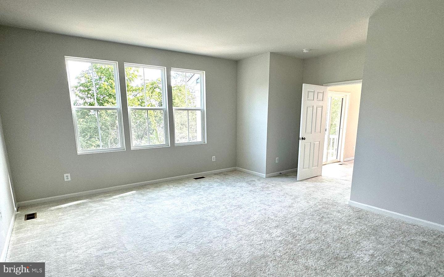 2113 BATIK WAY, STEPHENSON, Virginia 22656, 4 Bedrooms Bedrooms, ,3 BathroomsBathrooms,Residential,For sale,2113 BATIK WAY,VAFV2035770 MLS # VAFV2035770