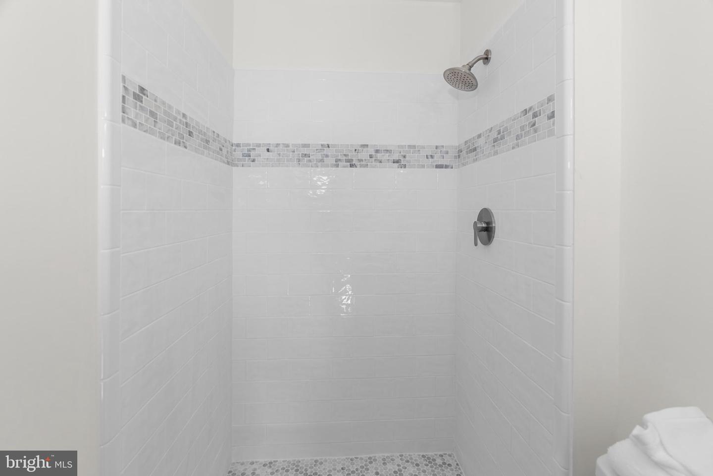 6535 YADKIN CT, ALEXANDRIA, Virginia 22310, 3 Bedrooms Bedrooms, ,2 BathroomsBathrooms,Residential,For sale,6535 YADKIN CT,VAFX2258268 MLS # VAFX2258268