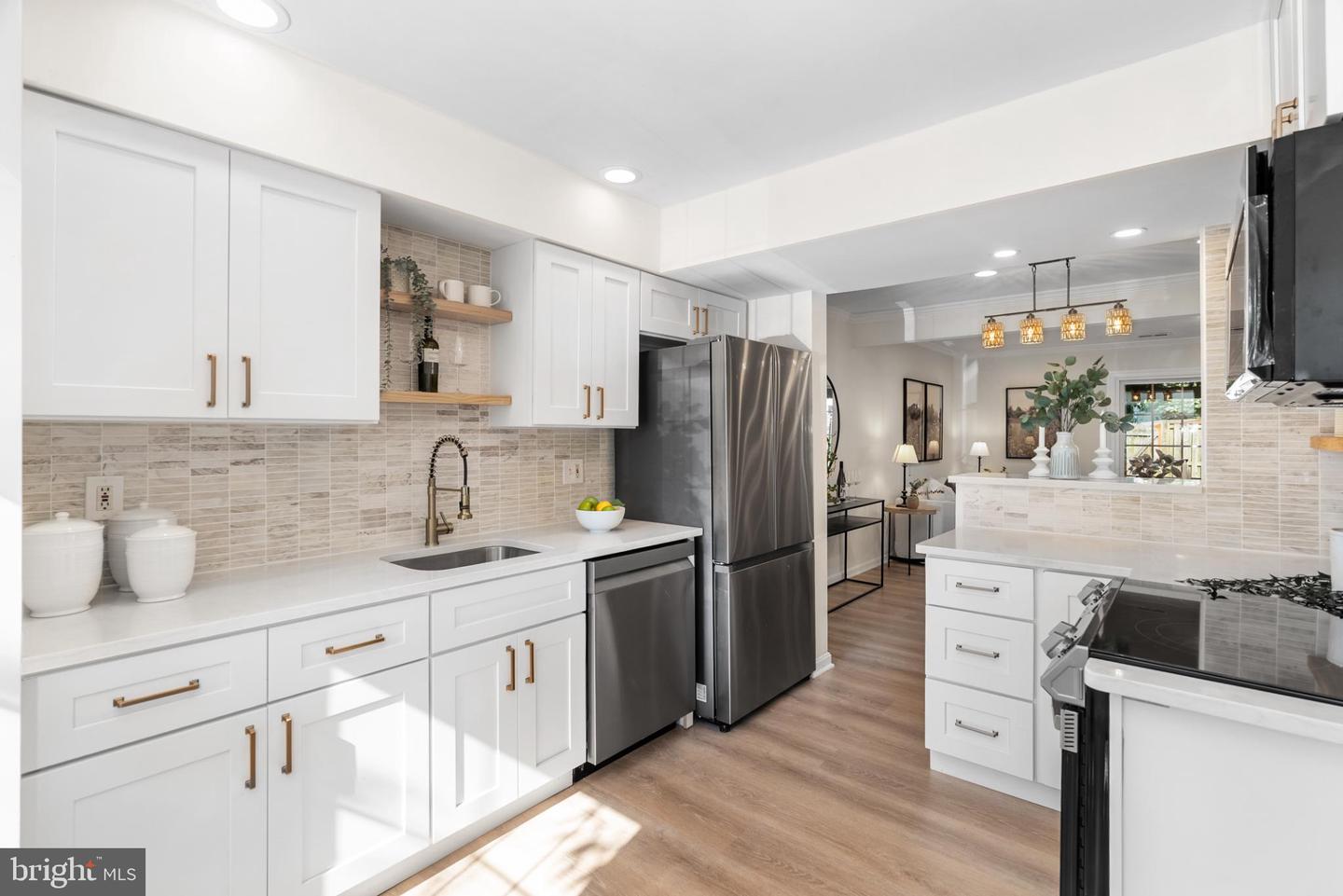 6535 YADKIN CT, ALEXANDRIA, Virginia 22310, 3 Bedrooms Bedrooms, ,2 BathroomsBathrooms,Residential,For sale,6535 YADKIN CT,VAFX2258268 MLS # VAFX2258268