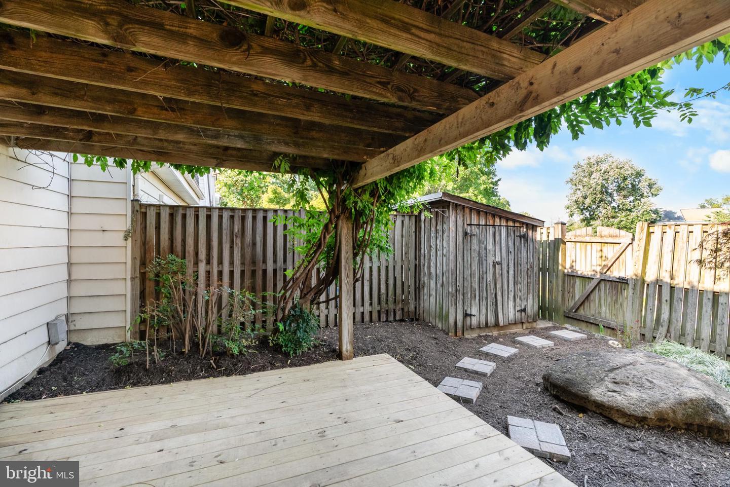 6535 YADKIN CT, ALEXANDRIA, Virginia 22310, 3 Bedrooms Bedrooms, ,2 BathroomsBathrooms,Residential,For sale,6535 YADKIN CT,VAFX2258268 MLS # VAFX2258268