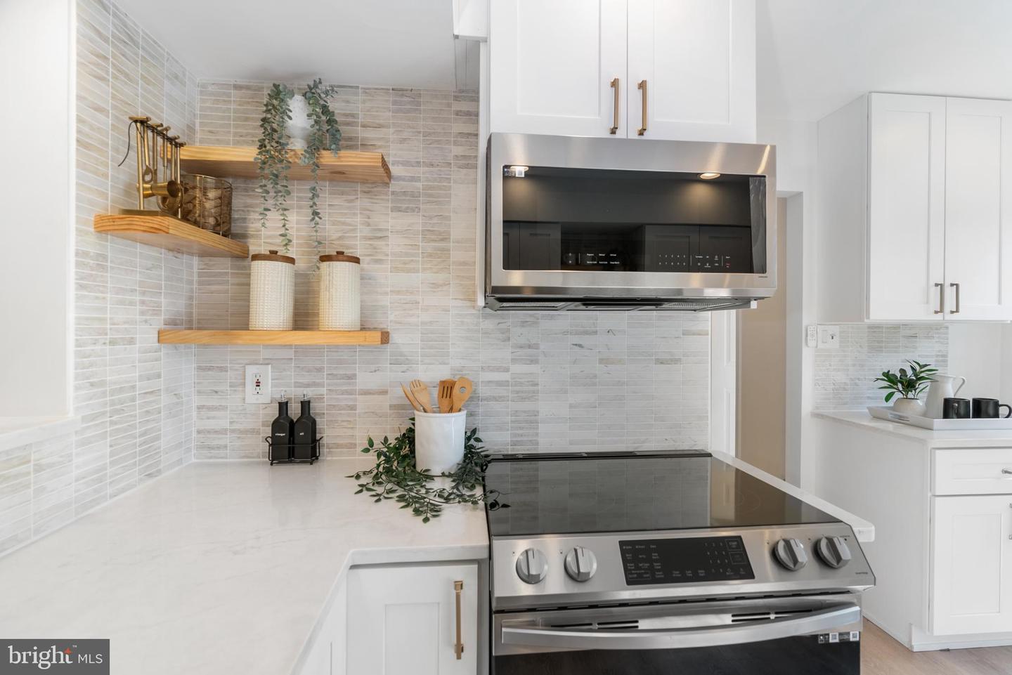 6535 YADKIN CT, ALEXANDRIA, Virginia 22310, 3 Bedrooms Bedrooms, ,2 BathroomsBathrooms,Residential,For sale,6535 YADKIN CT,VAFX2258268 MLS # VAFX2258268