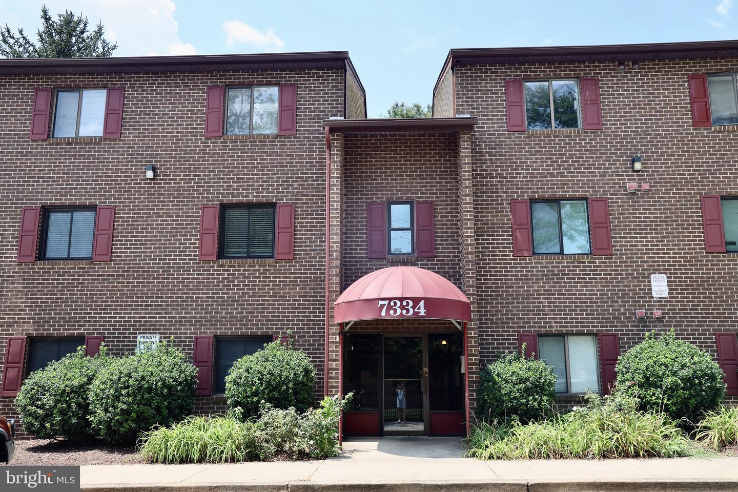 7334 TAVENNER LN #1A, ALEXANDRIA, Virginia 22306, 2 Bedrooms Bedrooms, ,2 BathroomsBathrooms,Residential,For sale,7334 TAVENNER LN #1A,VAFX2258274 MLS # VAFX2258274