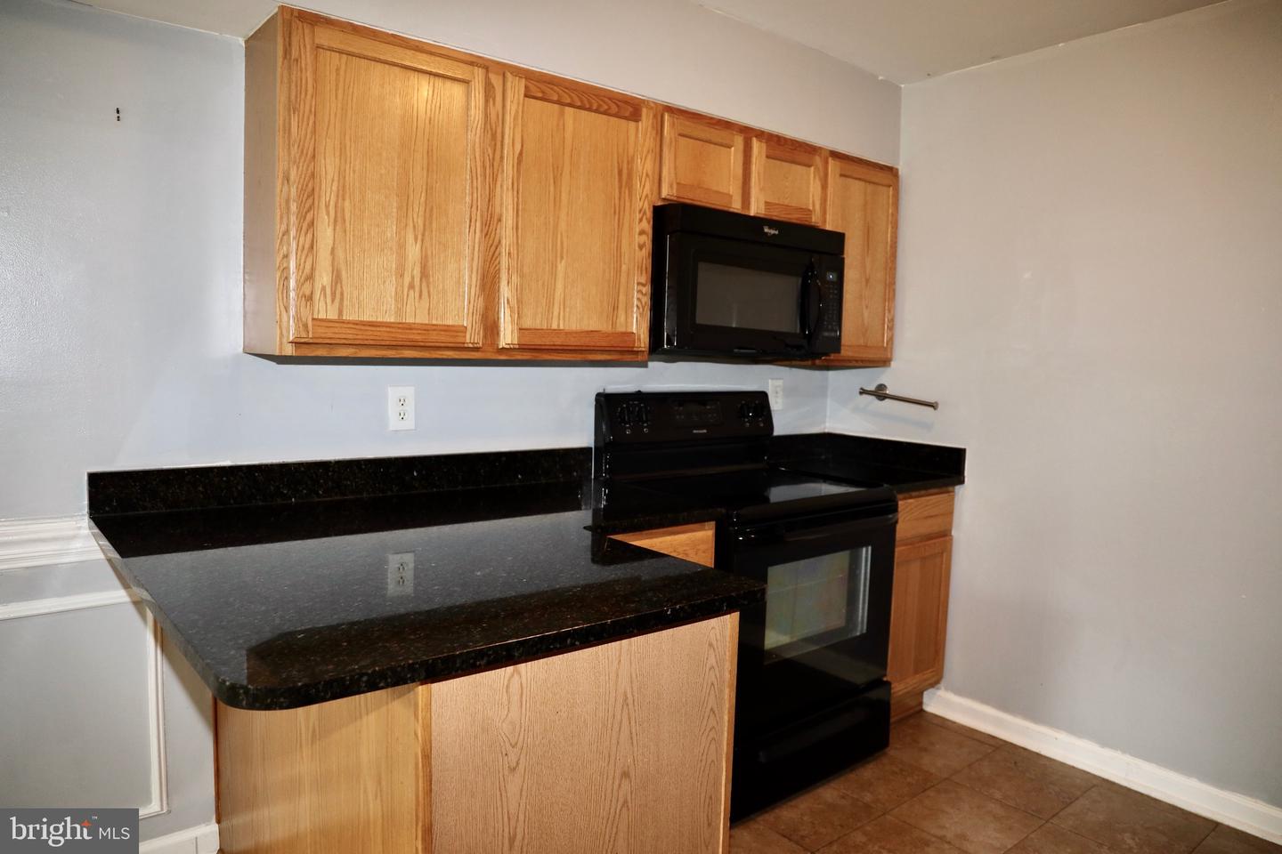 7334 TAVENNER LN #1A, ALEXANDRIA, Virginia 22306, 2 Bedrooms Bedrooms, ,2 BathroomsBathrooms,Residential,For sale,7334 TAVENNER LN #1A,VAFX2258274 MLS # VAFX2258274