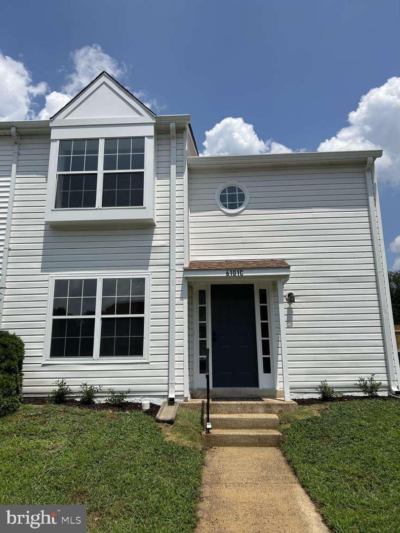 6101-C HOSKINS HOLLOW CIR, CENTREVILLE, Virginia 20121, 2 Bedrooms Bedrooms, ,2 BathroomsBathrooms,Residential,For sale,6101-C HOSKINS HOLLOW CIR,VAFX2258276 MLS # VAFX2258276