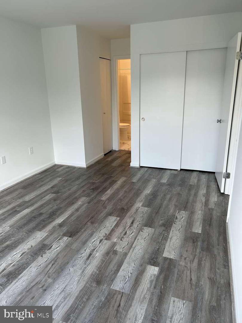 6101-C HOSKINS HOLLOW CIR, CENTREVILLE, Virginia 20121, 2 Bedrooms Bedrooms, ,2 BathroomsBathrooms,Residential,For sale,6101-C HOSKINS HOLLOW CIR,VAFX2258276 MLS # VAFX2258276