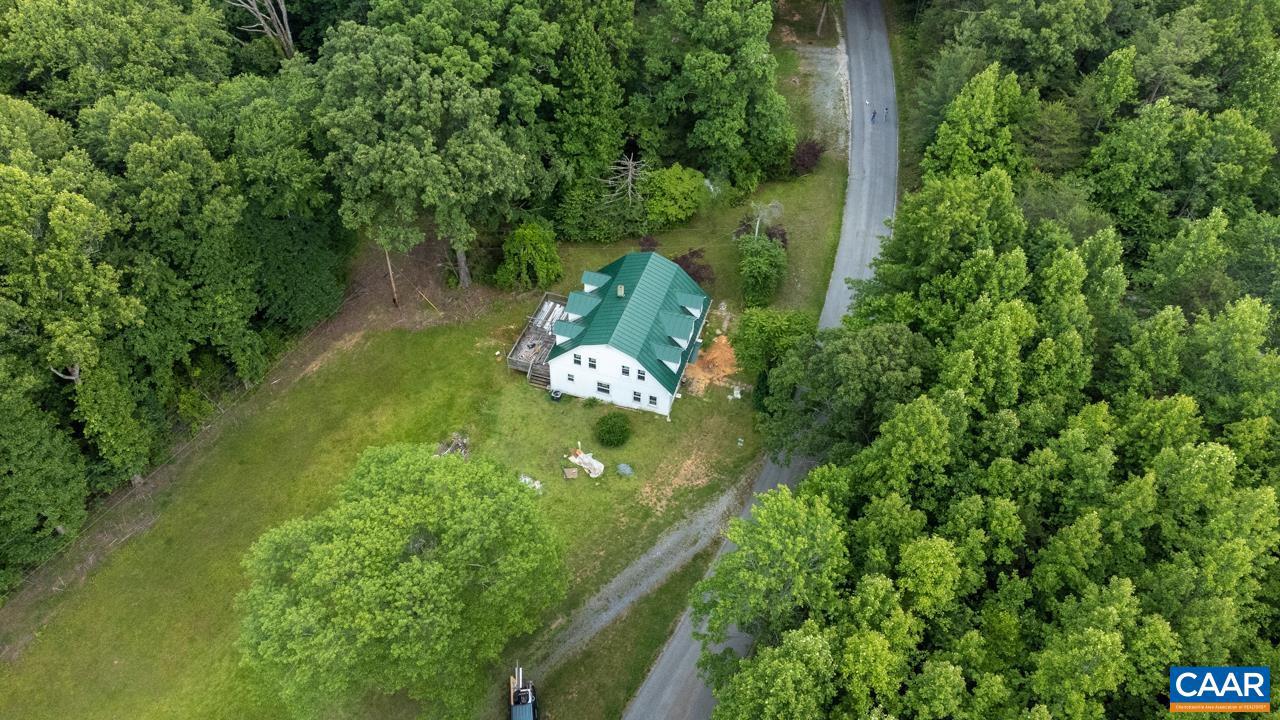 7040A & 7036B ROCKFISH RIVER RD, SCHUYLER, Virginia 22969, 4 Bedrooms Bedrooms, ,2 BathroomsBathrooms,Residential,For sale,7040A & 7036B ROCKFISH RIVER RD,667261 MLS # 667261