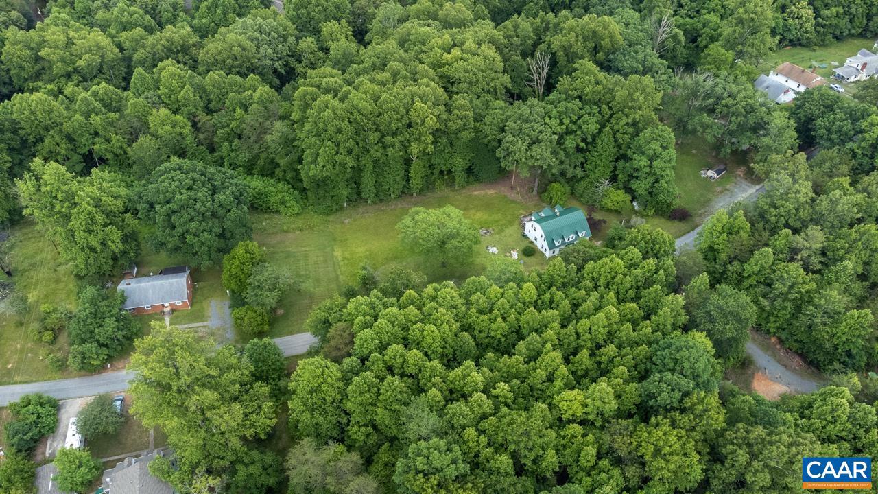 7040A & 7036B ROCKFISH RIVER RD, SCHUYLER, Virginia 22969, 4 Bedrooms Bedrooms, ,2 BathroomsBathrooms,Residential,For sale,7040A & 7036B ROCKFISH RIVER RD,667261 MLS # 667261