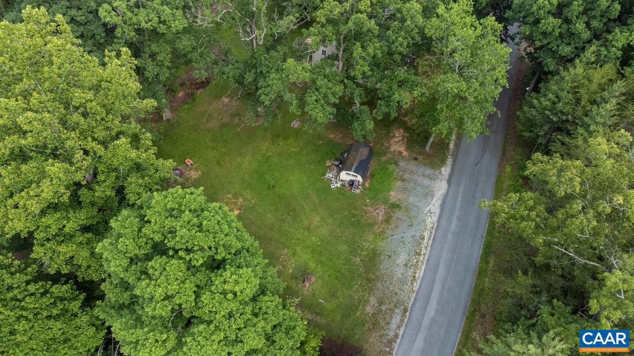 7040A & 7036B ROCKFISH RIVER RD, SCHUYLER, Virginia 22969, 4 Bedrooms Bedrooms, ,2 BathroomsBathrooms,Residential,For sale,7040A & 7036B ROCKFISH RIVER RD,667261 MLS # 667261