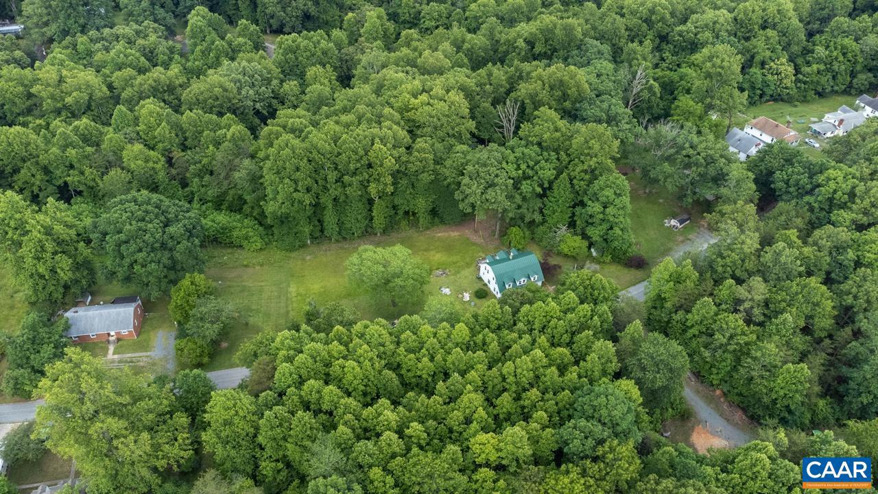 7040A & 7036B ROCKFISH RIVER RD, SCHUYLER, Virginia 22969, 4 Bedrooms Bedrooms, ,2 BathroomsBathrooms,Residential,For sale,7040A & 7036B ROCKFISH RIVER RD,667261 MLS # 667261