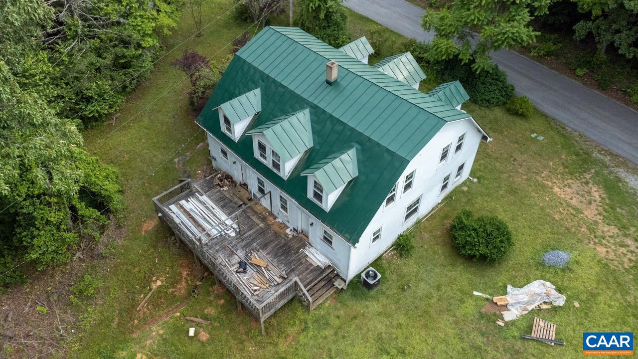 7040A & 7036B ROCKFISH RIVER RD, SCHUYLER, Virginia 22969, 4 Bedrooms Bedrooms, ,2 BathroomsBathrooms,Residential,For sale,7040A & 7036B ROCKFISH RIVER RD,667261 MLS # 667261
