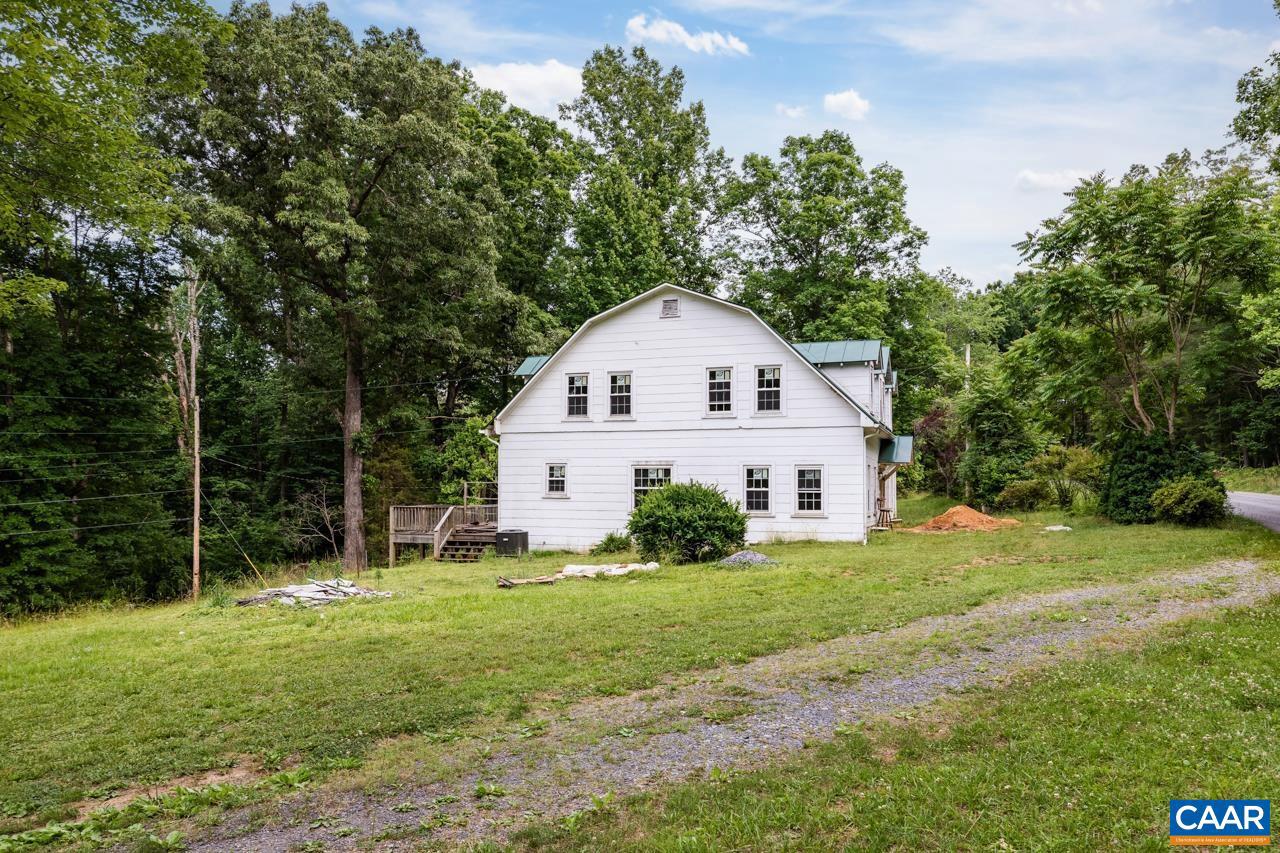 7040A & 7036B ROCKFISH RIVER RD, SCHUYLER, Virginia 22969, 4 Bedrooms Bedrooms, ,2 BathroomsBathrooms,Residential,For sale,7040A & 7036B ROCKFISH RIVER RD,667261 MLS # 667261