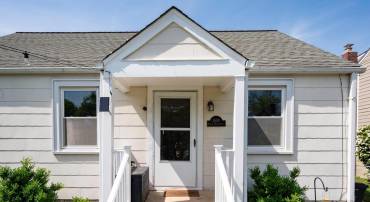 3809 13TH ST S, ARLINGTON, Virginia 22204, 3 Bedrooms Bedrooms, ,1 BathroomBathrooms,Residential,For sale,3809 13TH ST S,VAAR2061570 MLS # VAAR2061570