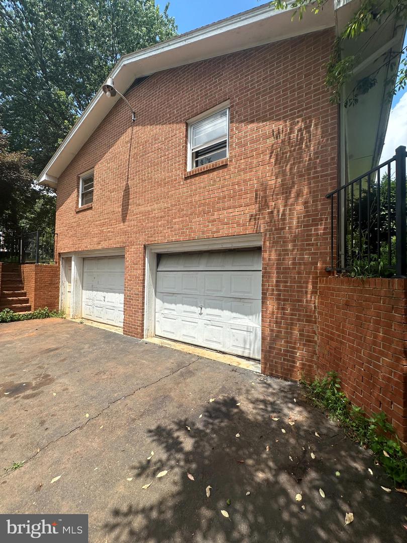 880 HILLTOP DR, CULPEPER, Virginia 22701, 3 Bedrooms Bedrooms, ,2 BathroomsBathrooms,Residential,For sale,880 HILLTOP DR,VACU2011122 MLS # VACU2011122
