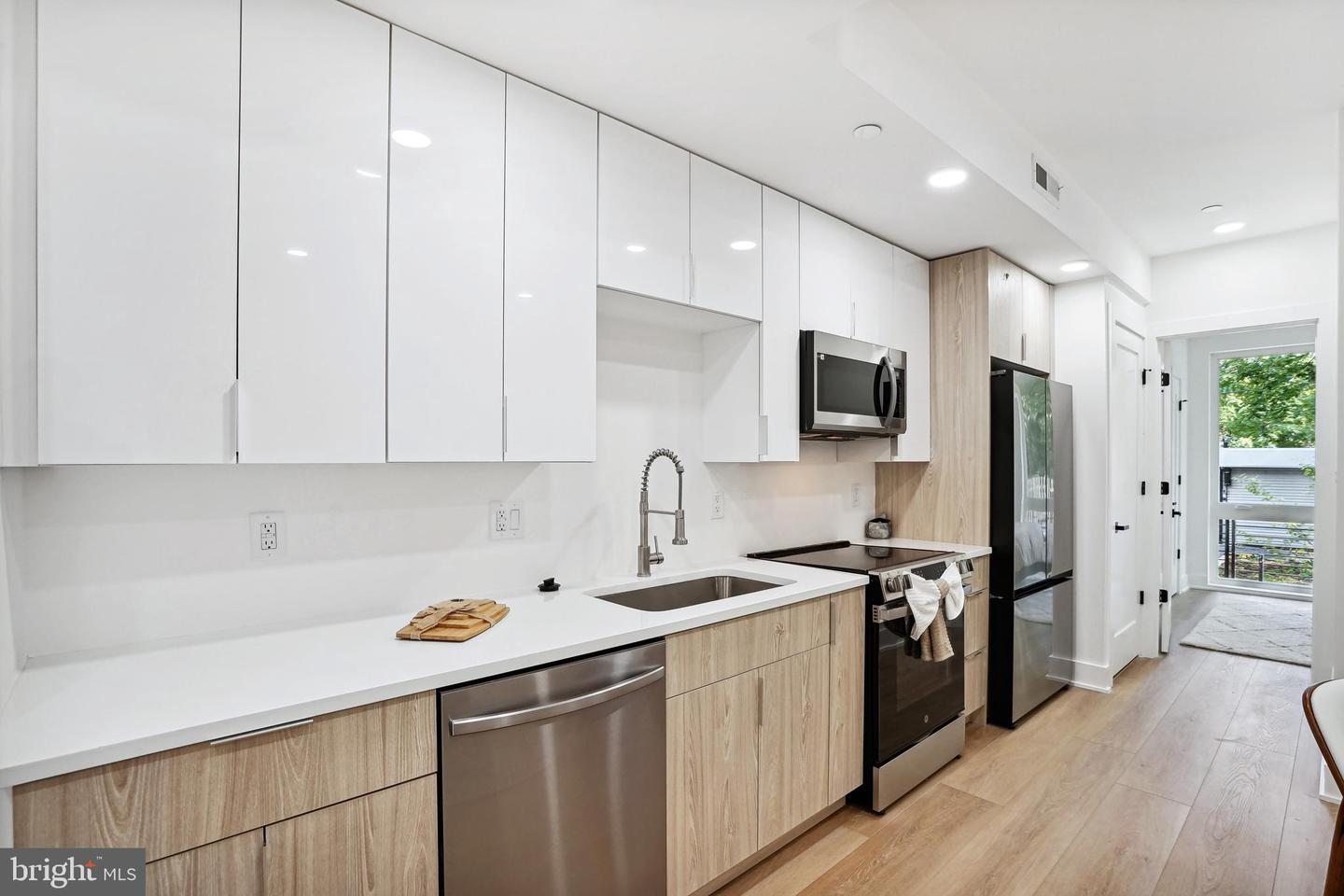 1372 BRYANT ST NE #3A, WASHINGTON, District Of Columbia 20018, 2 Bedrooms Bedrooms, ,2 BathroomsBathrooms,Residential,For sale,1372 BRYANT ST NE #3A,DCDC2212742 MLS # DCDC2212742