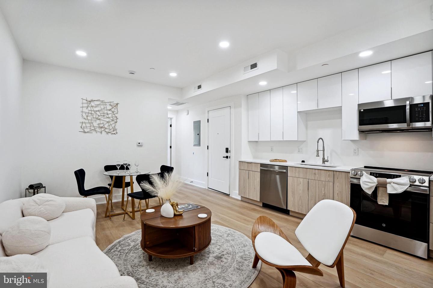 1372 BRYANT ST NE #3A, WASHINGTON, District Of Columbia 20018, 2 Bedrooms Bedrooms, ,2 BathroomsBathrooms,Residential,For sale,1372 BRYANT ST NE #3A,DCDC2212742 MLS # DCDC2212742