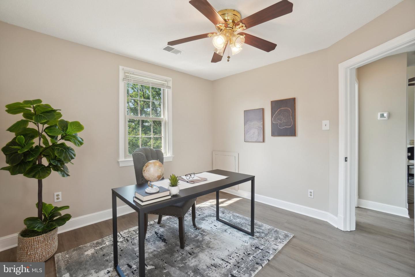 2507 ARLINGTON BLVD #20, ARLINGTON, Virginia 22201, 2 Bedrooms Bedrooms, ,1 BathroomBathrooms,Residential,For sale,2507 ARLINGTON BLVD #20,VAAR2055414 MLS # VAAR2055414