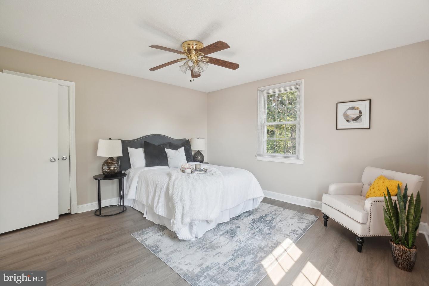 2507 ARLINGTON BLVD #20, ARLINGTON, Virginia 22201, 2 Bedrooms Bedrooms, ,1 BathroomBathrooms,Residential,For sale,2507 ARLINGTON BLVD #20,VAAR2055414 MLS # VAAR2055414