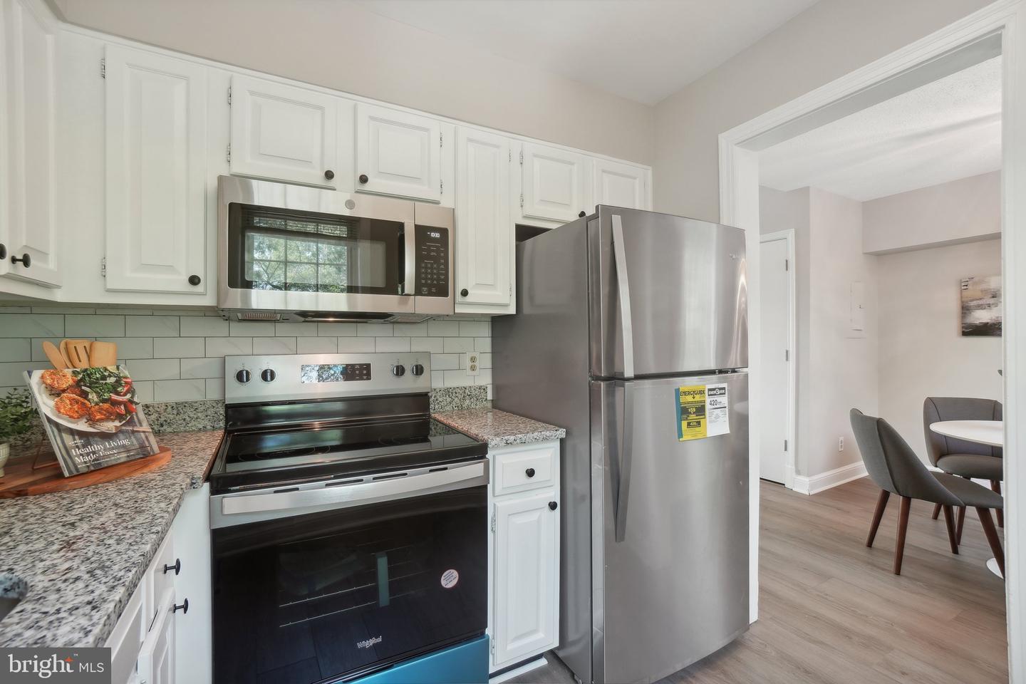 2507 ARLINGTON BLVD #20, ARLINGTON, Virginia 22201, 2 Bedrooms Bedrooms, ,1 BathroomBathrooms,Residential,For sale,2507 ARLINGTON BLVD #20,VAAR2055414 MLS # VAAR2055414