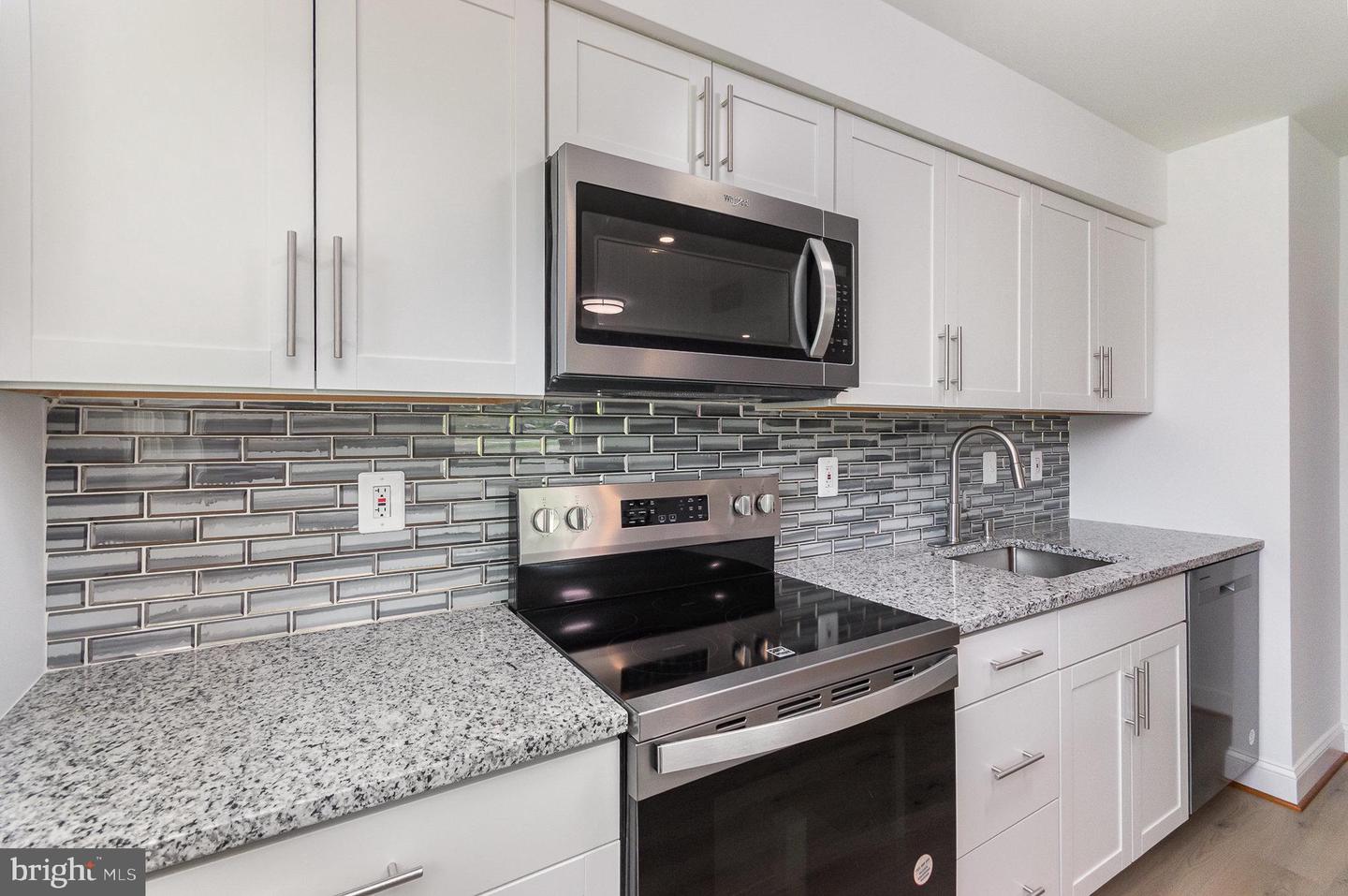 6122 YELLOWSTONE DR, ALEXANDRIA, Virginia 22312, 3 Bedrooms Bedrooms, ,2 BathroomsBathrooms,Residential,For sale,6122 YELLOWSTONE DR,VAFX2238148 MLS # VAFX2238148