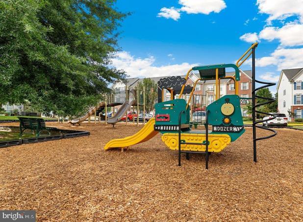 3983 CRESSIDA PL, WOODBRIDGE, Virginia 22192, 3 Bedrooms Bedrooms, ,2 BathroomsBathrooms,Residential,For sale,3983 CRESSIDA PL,VAPW2095016 MLS # VAPW2095016