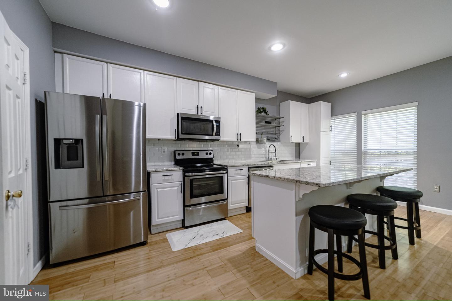 3983 CRESSIDA PL, WOODBRIDGE, Virginia 22192, 3 Bedrooms Bedrooms, ,2 BathroomsBathrooms,Residential,For sale,3983 CRESSIDA PL,VAPW2095016 MLS # VAPW2095016
