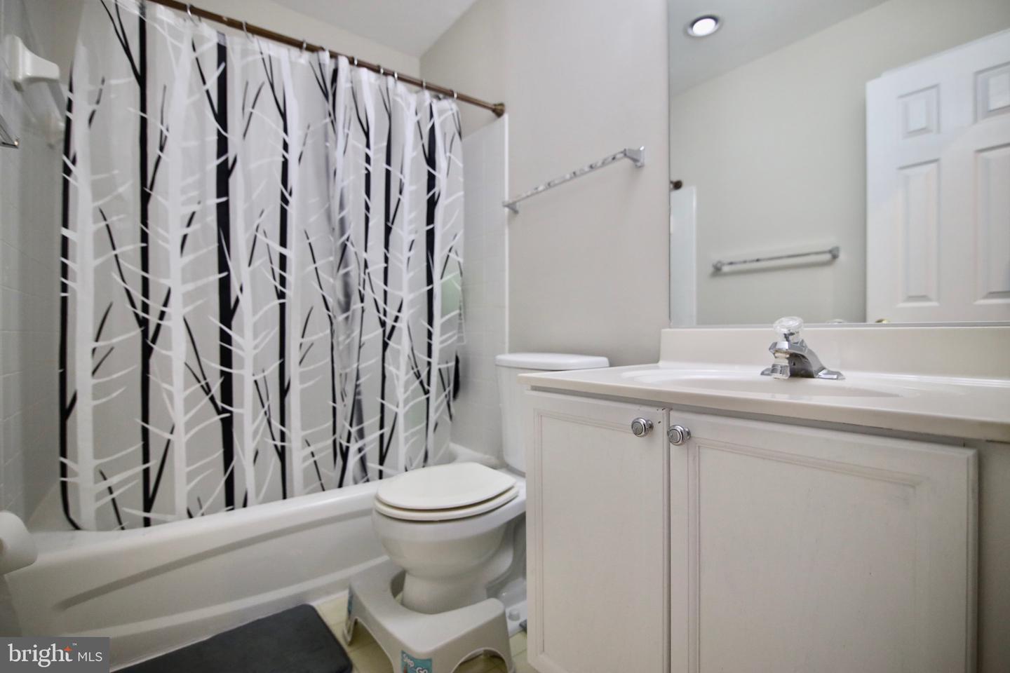 3983 CRESSIDA PL, WOODBRIDGE, Virginia 22192, 3 Bedrooms Bedrooms, ,2 BathroomsBathrooms,Residential,For sale,3983 CRESSIDA PL,VAPW2095016 MLS # VAPW2095016