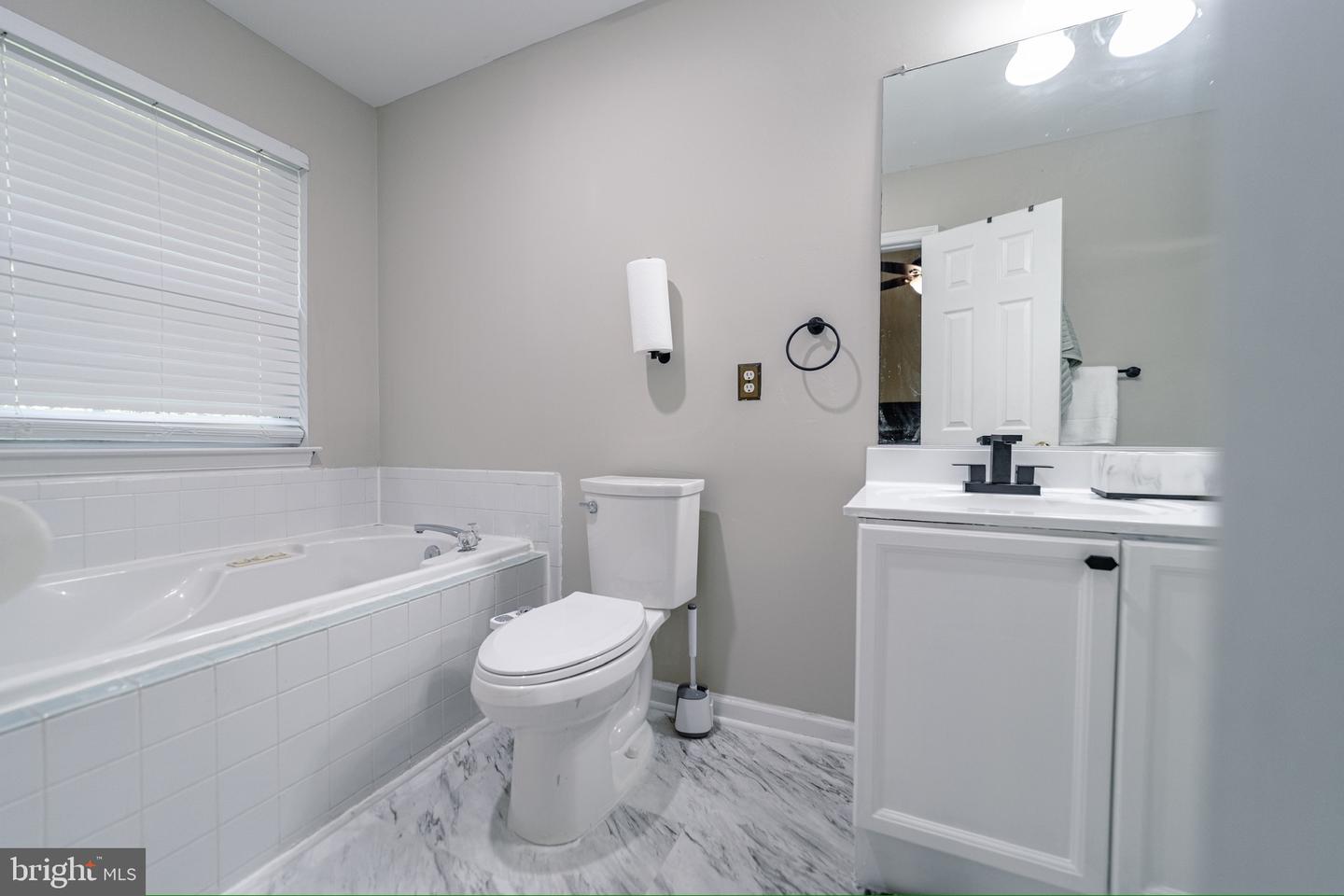 3983 CRESSIDA PL, WOODBRIDGE, Virginia 22192, 3 Bedrooms Bedrooms, ,2 BathroomsBathrooms,Residential,For sale,3983 CRESSIDA PL,VAPW2095016 MLS # VAPW2095016