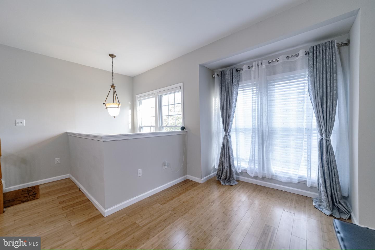 3983 CRESSIDA PL, WOODBRIDGE, Virginia 22192, 3 Bedrooms Bedrooms, ,2 BathroomsBathrooms,Residential,For sale,3983 CRESSIDA PL,VAPW2095016 MLS # VAPW2095016